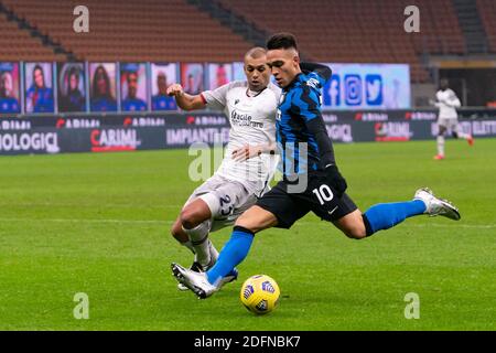 Mailand, Italien. Dezember 2020. Mailand, Italien, San Siro Stadion, 05. Dezember 2020, Lautaro Martinez (FC Inter) während des FC Internazionale gegen Bologna Calcio - Italienische Fußball Serie A Spiel Credit: Luca Rossini/LPS/ZUMA Wire/Alamy Live News Stockfoto