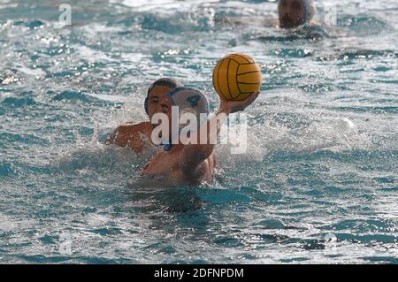 Savona, Italien. Dezember 2020. Maximilian Costa (OSC Potsdam) während Potsdam gegen Mediterrani, len Euro Cup Wasserball Spiel in savona, Italien, Dezember 06 2020 Quelle: Independent Photo Agency/Alamy Live News Stockfoto