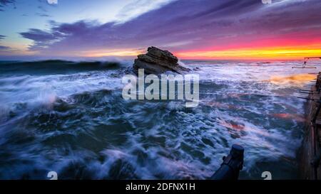 Passetto Strand in Ancona, in einem Herbst Sonnenaufgang Stockfoto