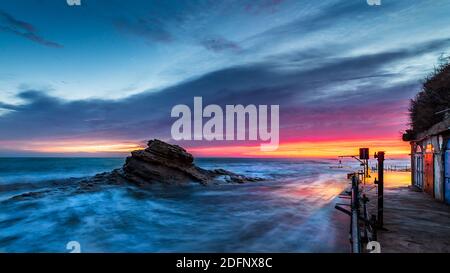 Passetto Strand in Ancona, in einem Herbst Sonnenaufgang Stockfoto