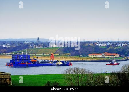 ASV Pioneer Öl-Pipeline Barge Unterkunft Schiff im Fluss Tyne Stockfoto