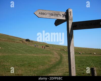 Öffentlicher Fußweg in der Nähe von Abbotsbury, Dorset. Stockfoto