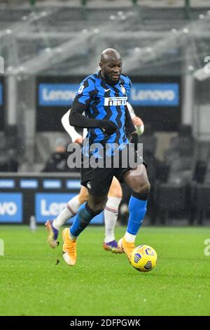 Mailand, Italien. Dezember 2020. Romelu Lukaku (9) von Inter Mailand gesehen in der Serie EIN Spiel zwischen Inter Mailand und Bologna in San Siro in Mailand. (Foto Kredit: Gonzales Foto/Alamy Live News Stockfoto