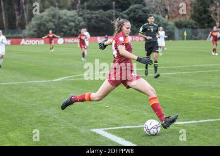 Rom, Italien. Dezember 2020. Rom, Italien, Tre Fontane Stadion, Dezember 06, 2020, Alice Corelli ALS Roma während AS Roma vs Florentia San Gimignano - Italienische Fußball Serie A Frauen Spiel Kredit: Simona Scarano/LPS/ZUMA Wire/Alamy Live News Stockfoto