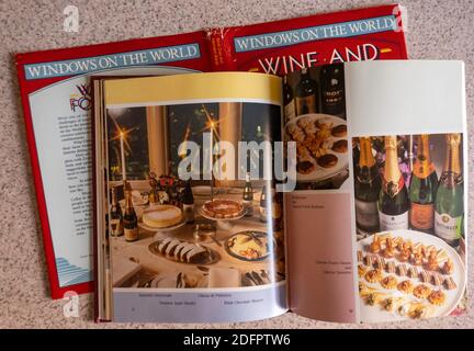 Vintage 1986 Windows on the World Wine and Food Book, NYC, USA Stockfoto