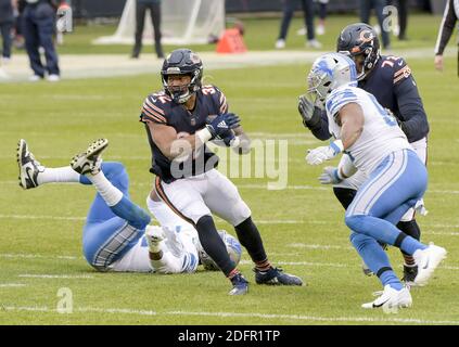 Chicago, Usa. Dezember 2020. Chicago Bären laufen zurück David Montgomery (32) gewinnt einige Yards gegen die Detroit Lions während des ersten Quartals auf Soldier Field in Chicago am Sonntag, 6. Dezember 2020. Foto von Mark Black/UPI Kredit: UPI/Alamy Live News Stockfoto