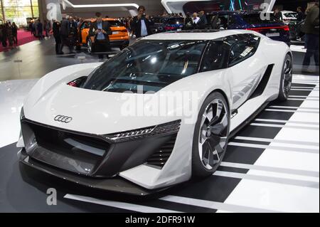 Audi PB18 E-tron concept während des Pariser Automobilsalon 2018, bekannt als Mondial de l'Automobile, der am 2. Oktober 2018 auf dem Messegelände Porte de Versailles in Paris, Frankreich, stattfand. Foto von Nicolas Genin/ABACAPRESS.COM Stockfoto