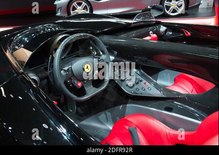 Ferrari Monza SP2 während des Pariser Automobilsalon 2018, bekannt als Mondial de l'Automobile, der am 2. Oktober 2018 im Ausstellungszentrum Porte de Versailles in Paris, Frankreich, stattfand. Foto von Nicolas Genin/ABACAPRESS.COM Stockfoto