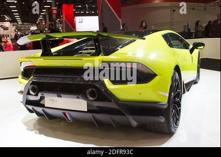 Lamborghini Huracan Performance während des Pariser Autosalon 2018, bekannt als Mondial de l'Automobile, der am 2. Oktober 2018 im Ausstellungszentrum Porte de Versailles in Paris, Frankreich, stattfand. Foto von Nicolas Genin/ABACAPRESS.COM Stockfoto