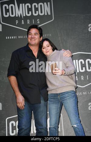 Schauspieler Dean Cain und Schauspielerin Shannen Doherty nach einer zu ihren Ehren organisierten Konferenz während der Comic Con Paris 2018, die am 27. Oktober 2018 in der La Grande Halle de La Villette in Paris, Frankreich, stattfand. Foto von Mireille Ampilhac/ABACAPRESS.COM Stockfoto