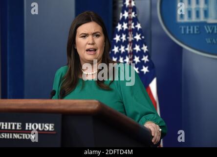 Die Presseministerin Sarah Sanders hält die Pressekonferenz im Weißen Haus nur wenige Tage nach den Massenschießarbeiten in der Tree of Life Synagoge in Pittsburgh, die am 29. Oktober 2018 in Washington, DC, 11 Menschen das Leben kostete.Foto: Olivier Douliery/ABACAPRESS.COM Stockfoto