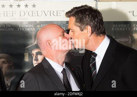 Rupert Everett und Freund Christophe Girard besuchen die Pariser Filmpremiere „The Happy Prince“ bei der UGC Cine Cite Les Halles am 28. November 2018 in Paris, Frankreich. Foto von Nasser Berzane/ABACAPRESS.COM Stockfoto