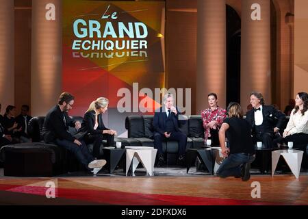 Anne-Sophie Lapix, Daniel Auteuil, Aurelie Dupont, Roberto Alagna und Aleksandra Kurzak in der Fernsehsendung Le Grand Echiquier im Palais des Beaux-Arts in Lille, Frankreich, 20. Dezember 2018. Foto von Sylvain Lefevre/ABACAPRESS.COM Stockfoto