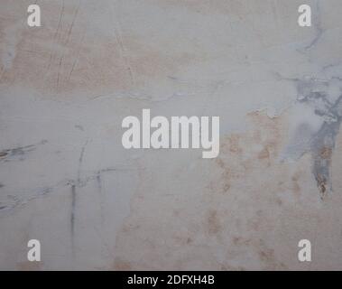 Hellgrauer Marmor, polierte, flache Oberfläche aus Naturstein, Nahaufnahme. Hintergrund, Textur. Stockfoto
