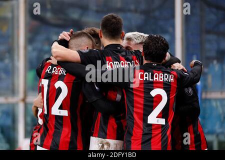 Samuel Castillejo (AC Mailand) Feiern mit seinen Teamkollegen nach dem zweiten Tor für Sein Team während der UC S - Foto .LM/Francesco Scaccianoce Stockfoto