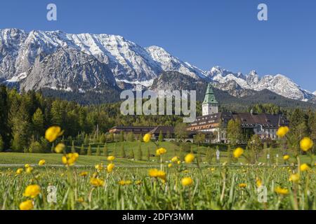 Geographie / Reisen, Deutschland, Bayern, Klais, Schloss Elmau im Frühjahr, Klais bei Mittenwald, Oberba, Additional-Rights-Clearance-Info-Not-available Stockfoto