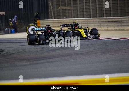 63 RUSSELL George (gbr), Mercedes AMG F1 GP W11 Hybrid EQ Power+, 31 OCON Esteban (Fra), Renault F1 Team RS20, Action während t / LM Stockfoto