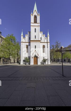 Schlosskirchplatz mit der jüdischen Synagoge in Cottbus Stockfoto