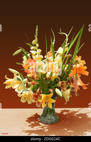 Impression Bouquet de lys jaune et orange Stockfoto