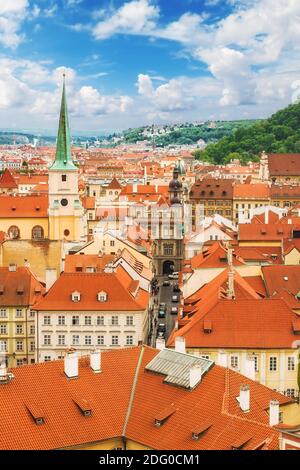 Die Stadt Prag, von der Prager Burg aus gesehen Stockfoto