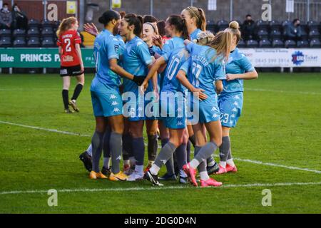 Dartford, Großbritannien. Dezember 2020. London City feiert das 2. Tor während des FA Women's Championship Spiels zwischen London City Lionesses und Coventry United. Sam Mallia Kredit: SPP Sport Pressefoto. /Alamy Live Nachrichten Stockfoto