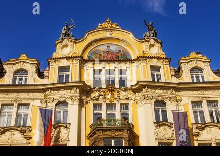 Gebäude rund um den Altstädter Ring in Prag Stockfoto