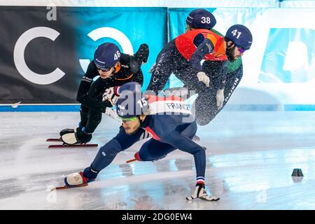 HEERENVEEN, NIEDERLANDE - 5. DEZEMBER: Sebastien Lapape, Jens van t Wout, Sjinkie Knegt, Dylan Hoogerwerf während des Shorttrack KNSB Invitation Cup 202 Stockfoto