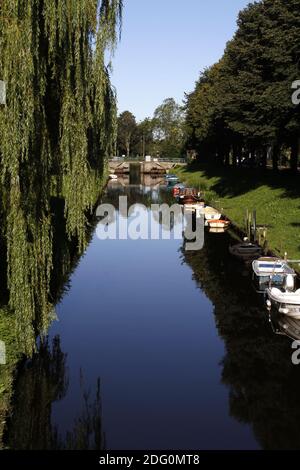 Gracht in Friedrichstadt, Nordfriesland, Deutschland Stockfoto