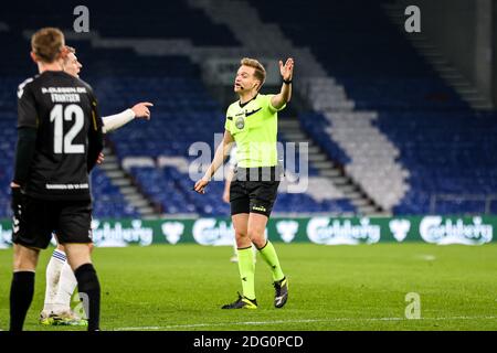 Kopenhagen, Dänemark. Dezember 2020. Fußballschiedsrichter Mikkel Redder gesehen in der 3F Superliga-Spiel zwischen FC Kopenhagen und AC Horsens in Parken, Kopenhagen. (Foto Kredit: Gonzales Foto/Alamy Live News Stockfoto