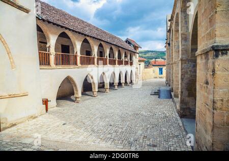 Kloster des Heiligen Kreuzes Timios Stavros Kirche in Omodos Dorf im Troodos Gebirge, Zypern Stockfoto