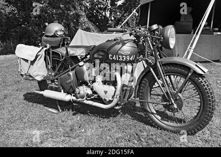 Triumph Motorcyclcle am Wochenende der 40er Jahre North Thoresby, Lincolnshire, Großbritannien Stockfoto