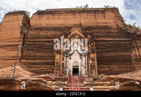 Mantara Gyi-Pagode oder Mingun-Pagode in Mingun bei Mandalay Myanmar Birma Asien Stockfoto