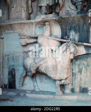 Reiterfigur des Sassanidenkönigs Khosrau II., Taq-e Bostan oder Bustan, Felsengrotte aus Sasanian, Kermanschah, Iran Stockfoto