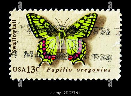 MOSKAU, RUSSLAND - 18. AUGUST 2018: Eine in den USA gedruckte Briefmarke zeigt Oregon Swallowtail (Papilio oregonius), Butterfly Issue Serie, um 1977 Stockfoto