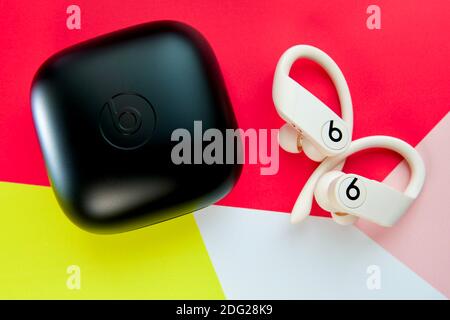 Powerbeats Pro True Wireless Bluetooth In-Ear Sport Kopfhörer Stockfoto