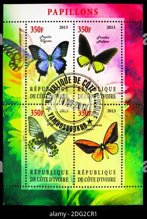 MOSKAU, RUSSLAND - 21. OKTOBER 2018: Vier Briefmarken gedruckt auf Elfenbeinküste aus der Serie Butterflies, um 2013 Stockfoto