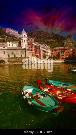 Cinque Terre, Italien. Wunderbares Szenario in der Frühjahrssaison Stockfoto