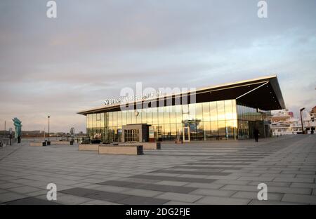 Stenpiren Wartehalle für öffentliche Verkehrsmittel in Göteborg Stockfoto