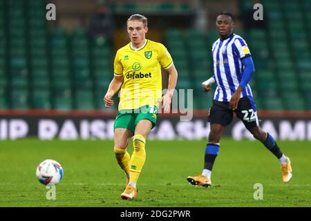 Przemyslaw Placheta von Norwich City und Moses Odubajo von Sheffield Mittwoch - Norwich City / Sheffield Mittwoch, Sky Bet Championship, Carrow Road, Norwich, UK - 5. Dezember 2020 nur redaktionelle Verwendung - DataCo Einschränkungen gelten Stockfoto