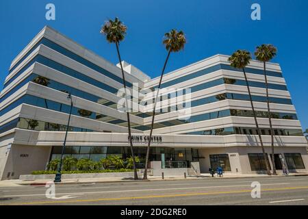 Blick auf Wilshire Boulevard, Beverley Hills, Los Angeles, Kalifornien, Vereinigte Staaten von Amerika, Nordamerika Stockfoto