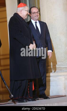 Der französische Präsident Francois Hollande und der französische Kardinal Andre Vingt-Trois nach der Neujahrsansprache des französischen Präsidenten an die religiösen Autoritäten am 5. Januar 2017 im Elysée-Palast in Paris, Frankreich. Foto von Somer/ABACAPRESS.COM Stockfoto