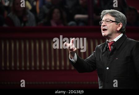 Jean-Luc Melenchon, Kandidat der linksextremen Koalition "La France insoumise" für die französischen Präsidentschaftswahlen 2017 hält eine Rede bei einem Treffen in Tourcoing, Frankreich am 8. Januar 2017. Foto von Christian Liewig/ABACAPRESS.COM Stockfoto