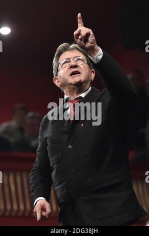 Jean-Luc Melenchon, Kandidat der linksextremen Koalition "La France insoumise" für die französischen Präsidentschaftswahlen 2017 hält eine Rede bei einem Treffen in Tourcoing, Frankreich am 8. Januar 2017. Foto von Christian Liewig/ABACAPRESS.COM Stockfoto
