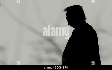 US-Präsident Donald Trump geht zurück zum Oval Office des Weißen Hauses, 26. Januar 2017 in Washington, D.C. Foto: Olivier Douliery/Abaca Stockfoto