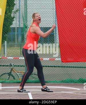 Die deutsche Diskuswerferin Julia Fischer vom SCC Berlin der SchÃ¶nebecker SoleCup 2015 SchÃ¶nebeck / Elbe Stockfoto