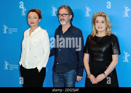 Catherine Frot, Martin Provost und Catherine Deneuve beim Besuch der Sage Femme (The Mid Wife) Photocall während der 67. Internationalen Filmfestspiele Berlin (Berlinale) am 14. Februar 2017 in Berlin. Foto von Aurore Marechal/ABACAPRESS.COM Stockfoto