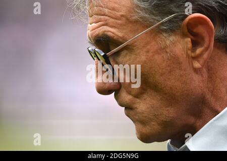 Guy Noves, der Frankreich-Cheftrainer schaut während des RBS Six Nations-Spiels zwischen Frankreich und Schottland im Stade de France am 12. Februar 2017 in Paris, Frankreich. Foto von Eliot Blondt/ABACAPRESS.COM Stockfoto