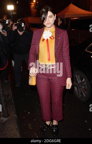 Soko beim 'L'Oreal Paris Dinner moderiert von Julianne Moore' im Rahmen der Paris Fashion Week Ready to Wear FallWinter 2017-18 am 05. März 2017 im Grand Hotel in Paris, Frankreich. Foto von Aurore Marechal/ABACAPRESS.COM Stockfoto