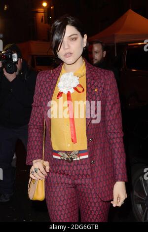 Soko beim 'L'Oreal Paris Dinner moderiert von Julianne Moore' im Rahmen der Paris Fashion Week Ready to Wear FallWinter 2017-18 am 05. März 2017 im Grand Hotel in Paris, Frankreich. Foto von Aurore Marechal/ABACAPRESS.COM Stockfoto