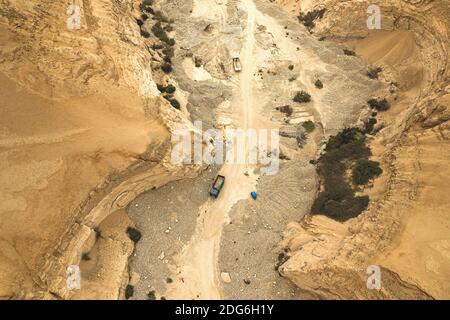 Canyon, trockener Fluss, Blick von oben. Luftaufnahme Canyon, trockener Fluss von oben. Luftaufnahme Stockfoto